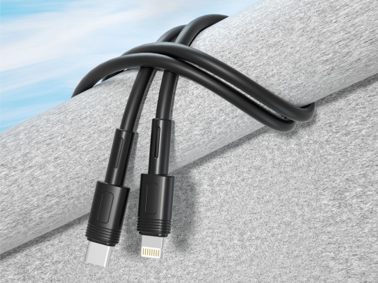 J27 Pd Flash Ladekabel Typ-C zu Lightning Kabel Schwarz 30W