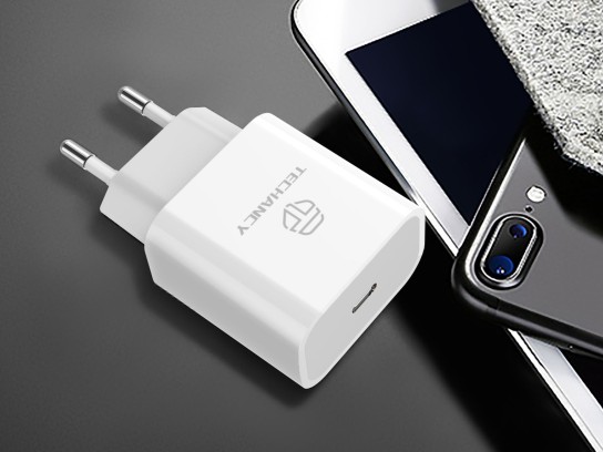 Fast Charger Pd 18W White Fast Charger Pd 18W White