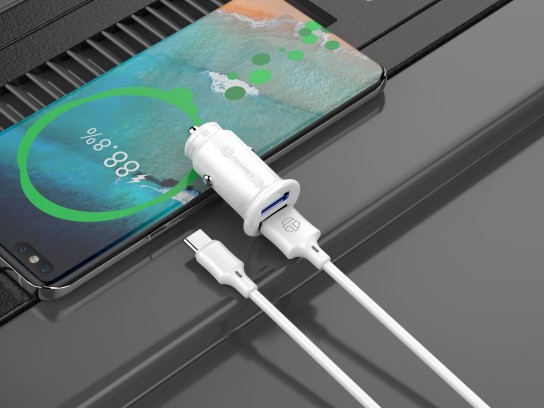 Autoladegerät Typ-C 2Usb 2.4A Weiß Autoladegerät Typ-C 2Usb 2.4A Weiß