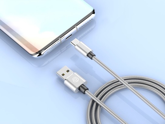 Typ-C Datenkabel 2.4A Aluminium 1M Silber